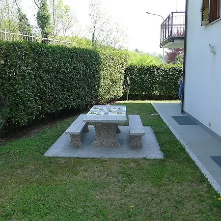Vertigo Villetta Vista Lago Con Giardino Villa Cambiasca